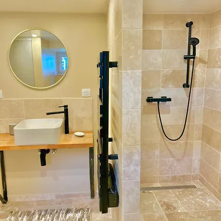 Lägenhet Casa Nomade - Jacuzzi & Terrace - Near Mulhouse Baldersheim